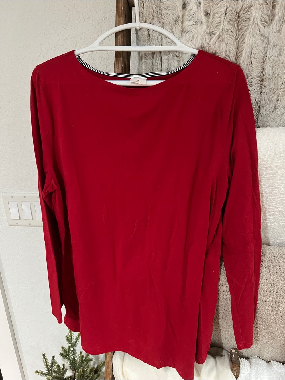 Soma Classic Long-Sleeve Women's Top in Ruby Red XL